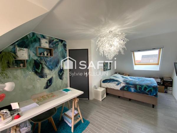 Pavillon 130 m², trois chambres Garage, terrasse,