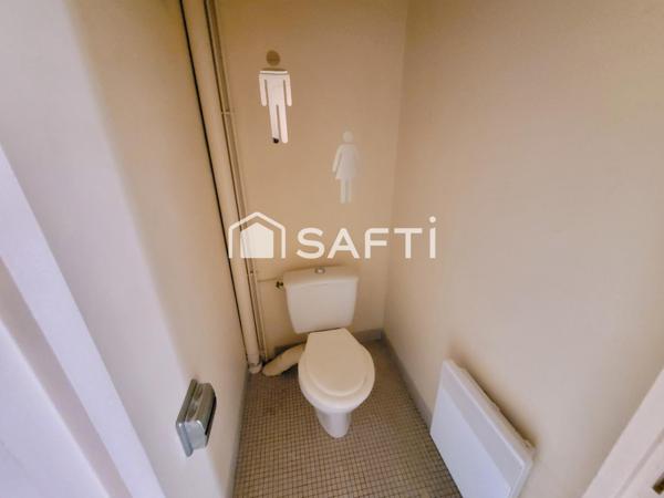 IMMEUBLE RAPPORT : T2 à louer + Commerce à louer