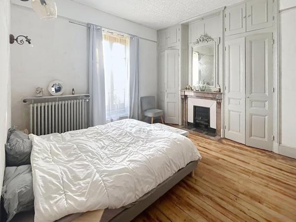 Maison de caractère +  terrain constructible – Rive-de-Gier