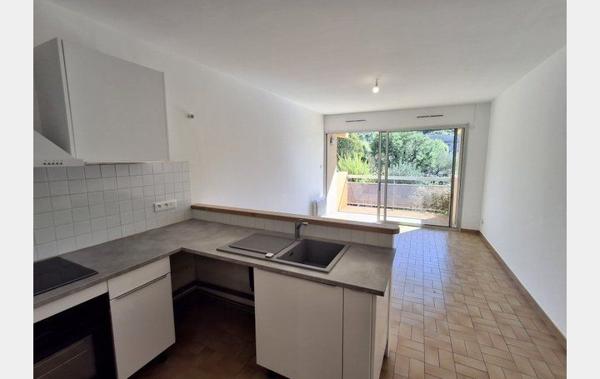 Vente Appartement P2 Les vans