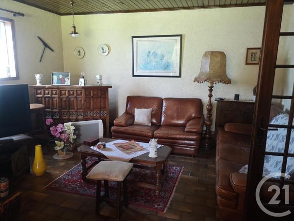 Maison à vendre  4 pièces - 118 m2 STE SOULLE - 17