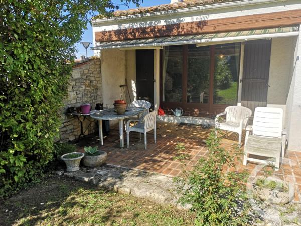 Maison à vendre  4 pièces - 118 m2 STE SOULLE - 17