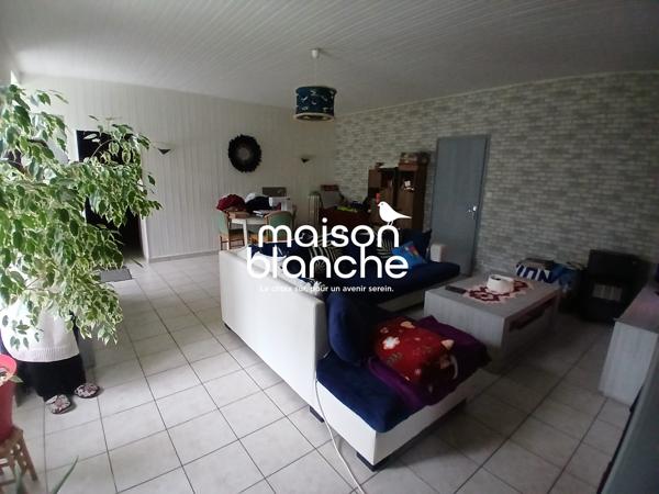  MAISON DE CAMPAGNE F5 - PUYSAN