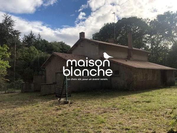  MAISON DE CAMPAGNE F5 - PUYSAN
