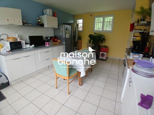  MAISON DE CAMPAGNE F5 - PUYSAN