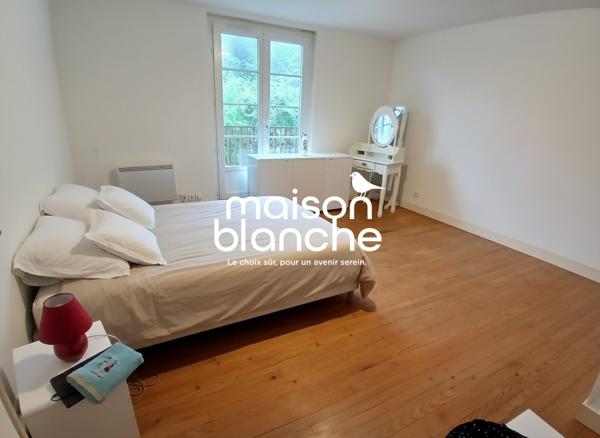  MAISON DE CAMPAGNE F5 - PUYSAN
