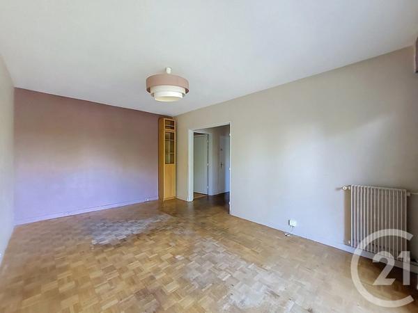 Appartement F3 à vendre  3 pièces - 61,61 m 2   FRESNES  - 94