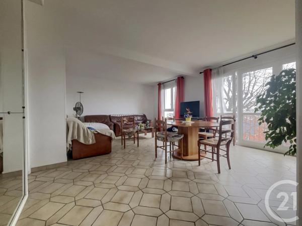 Appartement F4 à vendre  4 pièces - 62,66 m 2   DRANCY  - 93