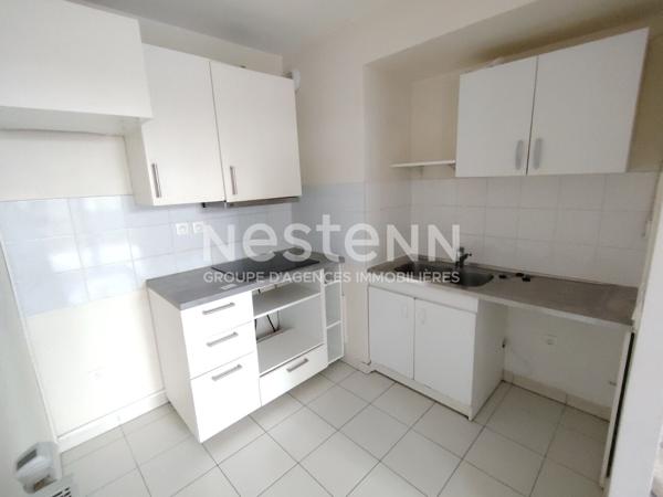 A VENDRE GUYANCOURT LE VILLAGE 2 PIECES 44,39 M² EN REZ DE JARDIN (50m²°