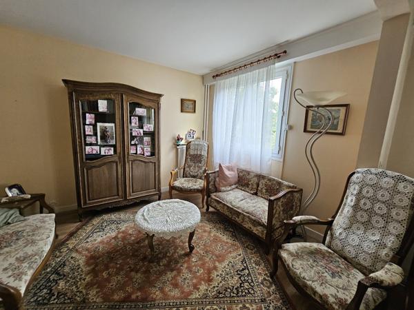 Appartement à MONT SAINT AIGNAN (76130)