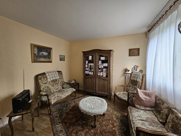 Appartement à MONT SAINT AIGNAN (76130)