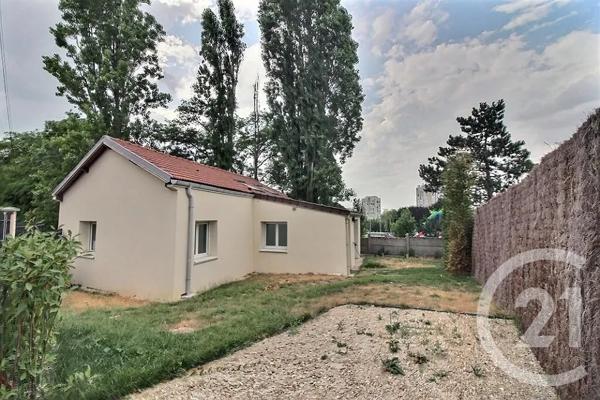 Maison à vendre  4 pièces - 85,04 m 2   NOISY LE GRAND  - 93