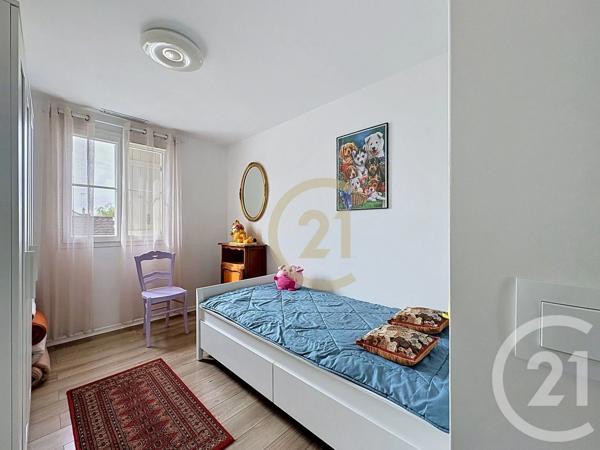 Maison à vendre  4 pièces - 80 m 2   PERIGNY  - 94