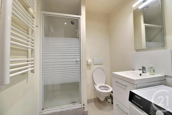 Appartement à vendre  3 pièces - 60 m 2   LES LILAS  - 93