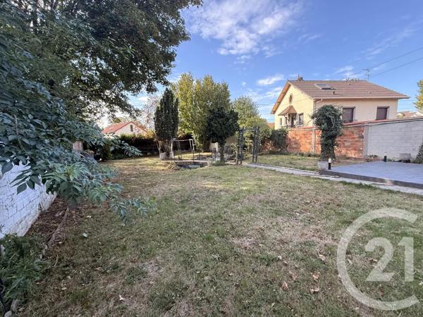 Maison à vendre  4 pièces - 79 m 2   LE THILLAY  - 95