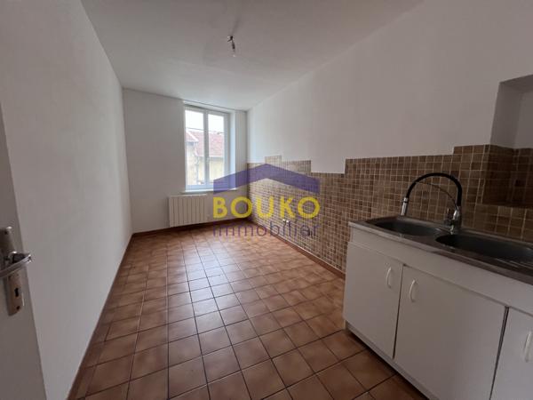 SAINT-NICOLAS-DE-PORT - Appartement T2