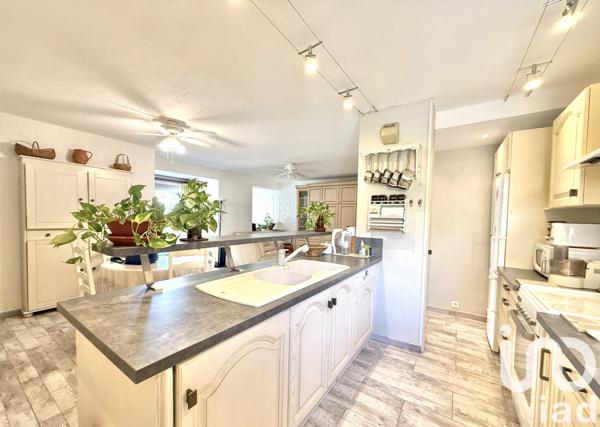 Appartement à vendre 3 pièces 86 m² Saint-Laurent-du-Var