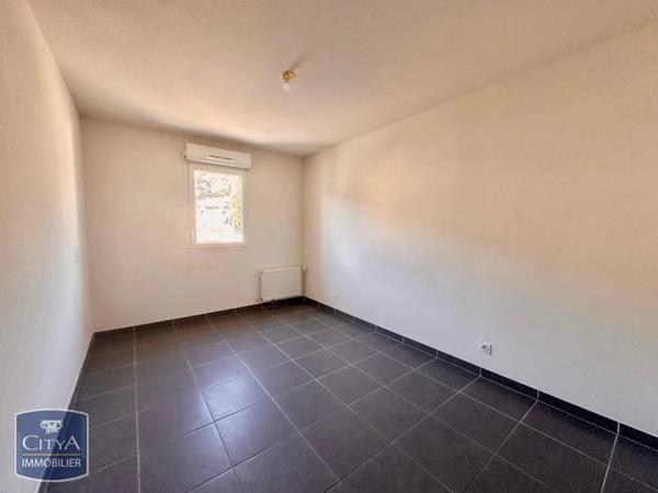Appartement à louer 2 pièces 44.5m² Le Luc (83340)