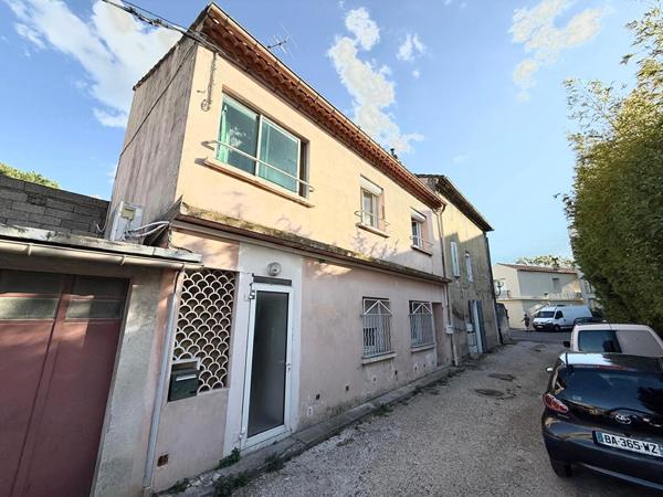 Immeuble habitation réparti en 3 lots 129 m2 Le Pontet