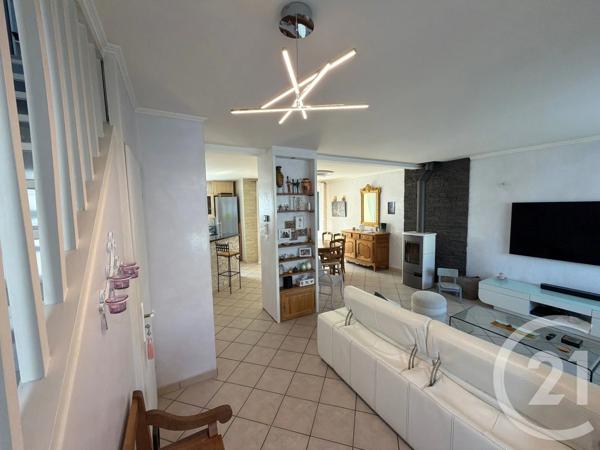 Maison à vendre  6 pièces - 114,60 m 2   VAUREAL  - 95