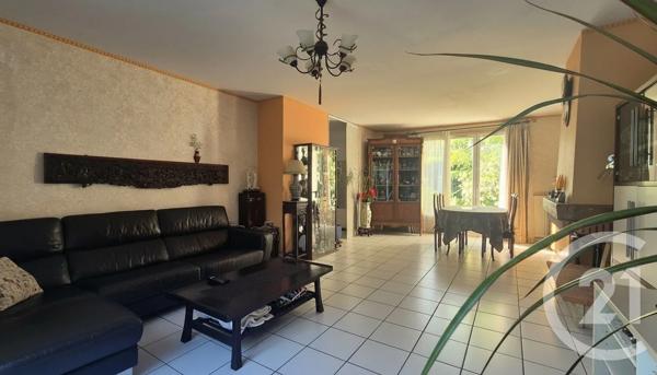 Maison à vendre  6 pièces - 114,60 m 2   VAUREAL  - 95