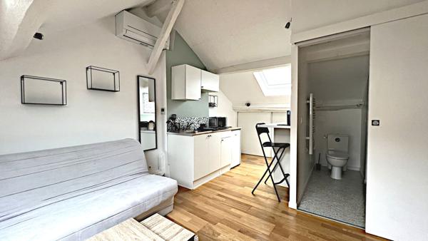 Location
                Appartement15 m² - 1 Pièce -
                    GIF SUR YVETTE (91190)
