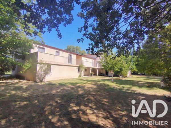 Maison à vendre 9 pièces 238 m² Aubignan