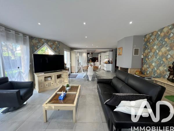 Maison à vendre 6 pièces 175 m² Fougères