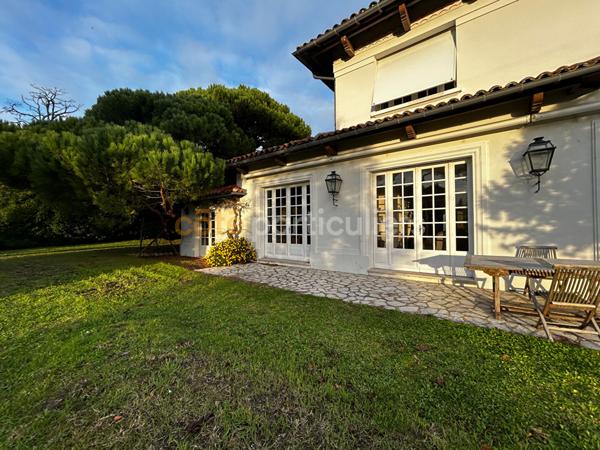 Vente Demeure de Prestige221 m² - 7 Pièces - LA TREMBLADE (17390)