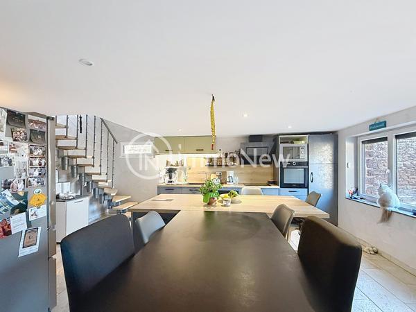 MAISON EN PIERRE RÉNOVÉE AVEC 250 M² DE DÉPENDANCES – Hudimesnil