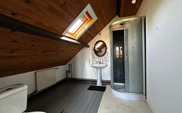 Maison à vendre    3 pièces •  Flavy-le-Martel