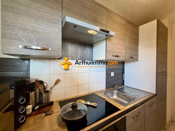 Vente                                                      Appartement
                        
                     3 pièces                      61 m2                     à Coulommiers
