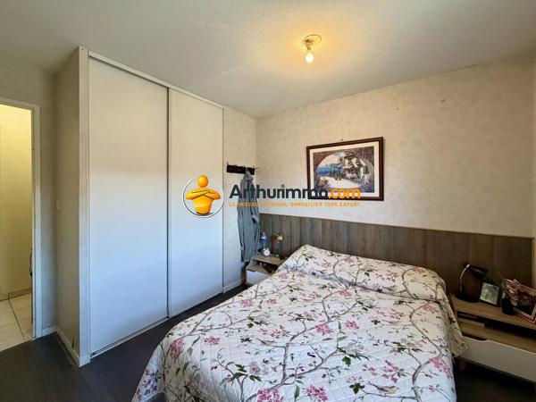 Vente                                                      Appartement
                        
                     3 pièces                      61 m2                     à Coulommiers