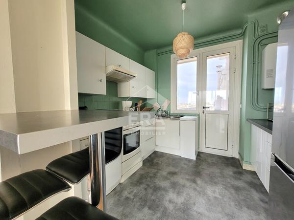 PAU CENTRE - LOCATION MEUBLEE : Appartement T3 de 55 m² avec terrasse de 20 m² dans une résidence de standing