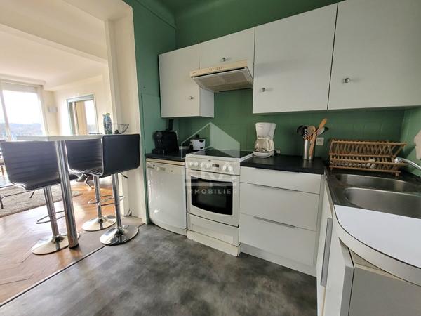 PAU CENTRE - LOCATION MEUBLEE : Appartement T3 de 55 m² avec terrasse de 20 m² dans une résidence de standing