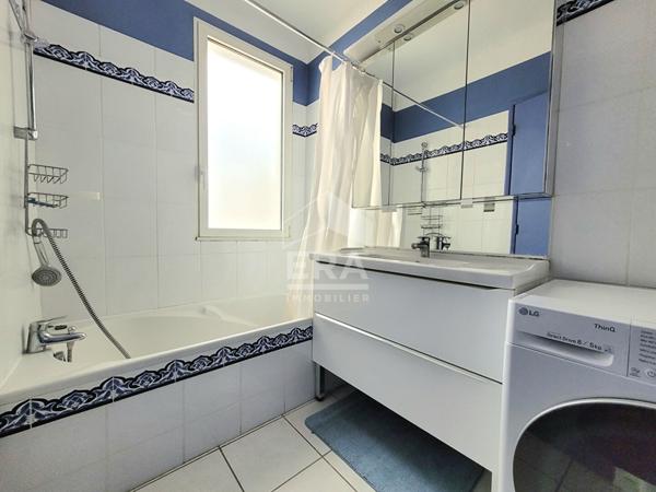 PAU CENTRE - LOCATION MEUBLEE : Appartement T3 de 55 m² avec terrasse de 20 m² dans une résidence de standing