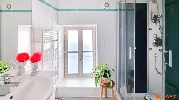 Tout à pied à Meschers-sur-Gironde – Maison de charme rénovée