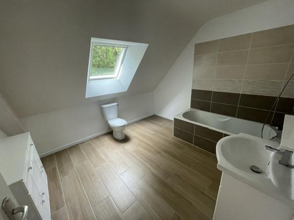 LE HEZO Maison 5 pièces 104 m²