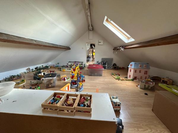 BEAUMONT // COUP DE COEUR POUR CETTE MAISON SEMI PLAIN PIED 4 CHAMBRES DONT UNE EN REZ DE CHAUSSEE