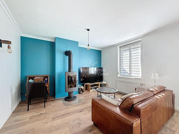 BEAUMONT // COUP DE COEUR POUR CETTE MAISON SEMI PLAIN PIED 4 CHAMBRES DONT UNE EN REZ DE CHAUSSEE