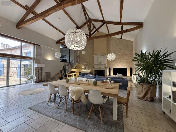 Maison à vendre à Quinçay dans la Vienne (86190), ref : VM540-86001