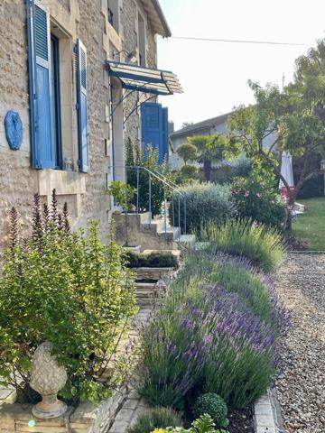 Maison à vendre à Quinçay dans la Vienne (86190), ref : VM540-86001