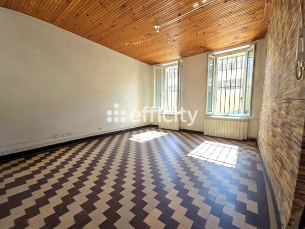 Immeuble 11 pièces - 200 m² Exclusivité efficity