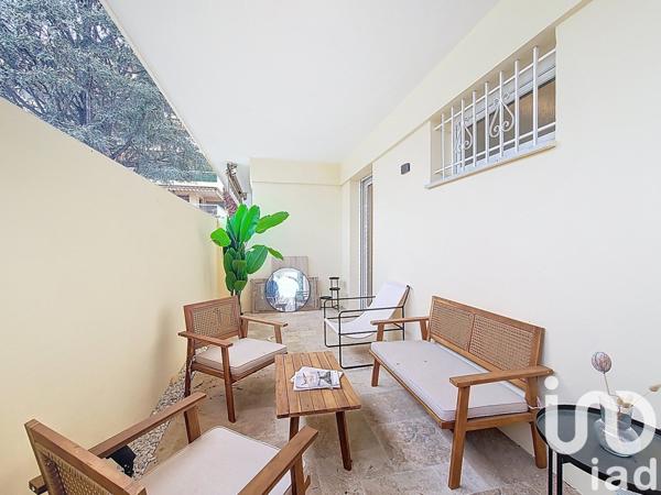 Appartement 3 pièces de 58 m² à Nice (06100)