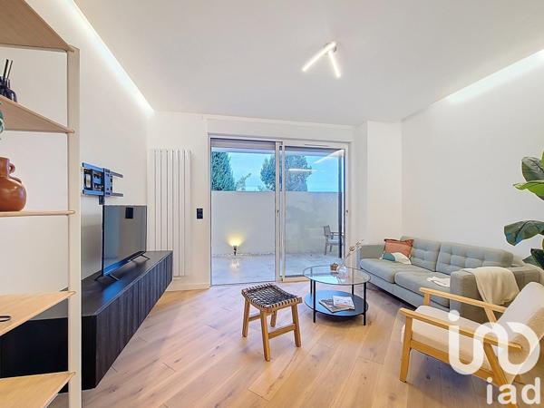 Appartement 3 pièces de 58 m² à Nice (06100)