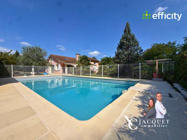 Maison
         7 pièces
        - 180 m² Bien prestige 595 000 € *