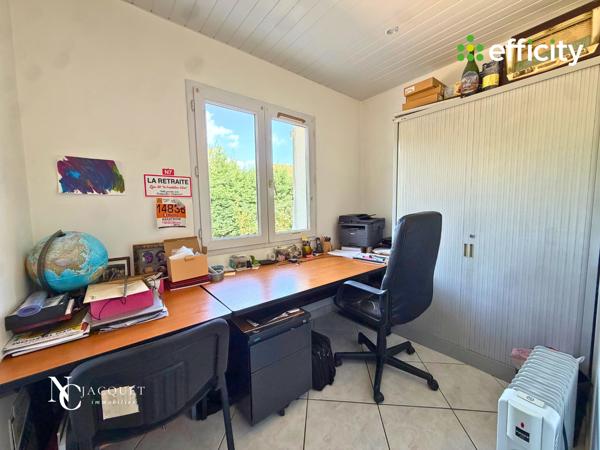 Maison
         7 pièces
        - 180 m² Bien prestige 595 000 € *