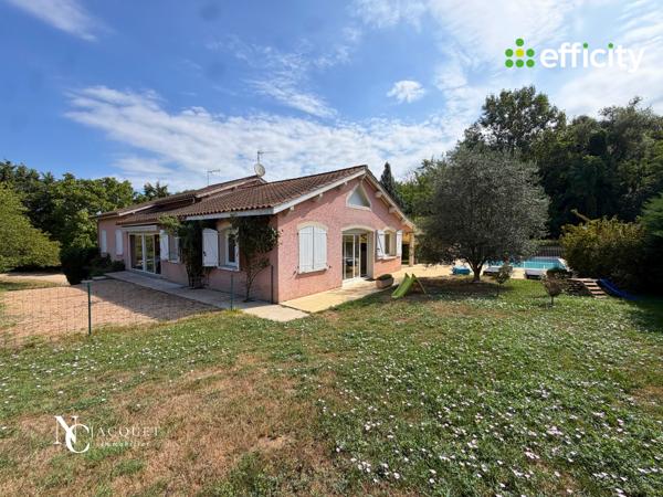 Maison
         7 pièces
        - 180 m² Bien prestige 595 000 € *
