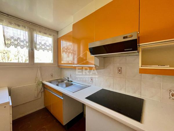 Lumineux 5 pièces traversant au coeur du quartier Croix Bosset