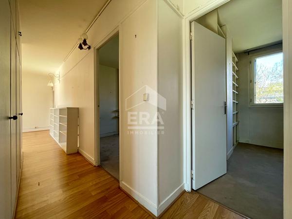 Lumineux 5 pièces traversant au coeur du quartier Croix Bosset